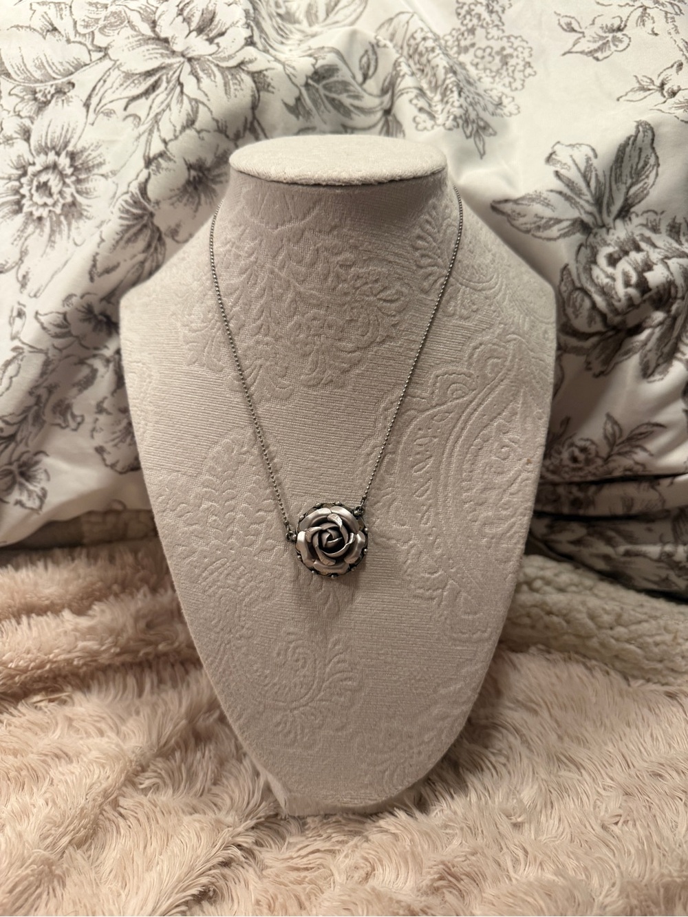 Sabika Silver Rose Flower Pendant Necklace Crystal Rhinestone Retired Jewelry